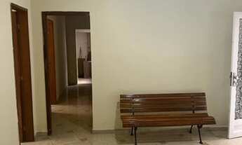 Imagem 3: Casa de vila com sala, 3 quartos, cozinha, banheiro, 2 áreas (coberta e descoberta), 2 ent