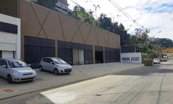 Imagem 3: Loja com 72m² de Área Total, com Vagas de Estacionamento em Frente, à venda no bairro Teix