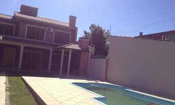 Imagem 2: Sobrado para Venda em Pelotas, Laranjal, 4 dormitórios, 2 banheiros, 4 vagas