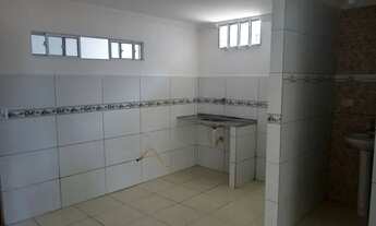 Imagem 6: Casa em frente faculdade UNINASSAU