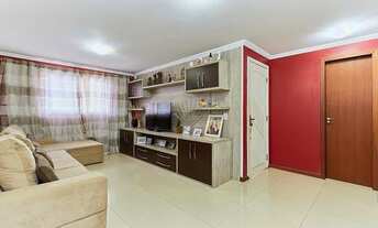 Imagem 2: Venha se encantar! Lindo sobrado em condomínio em Santa Felicidade, com 3 vagas de garagem