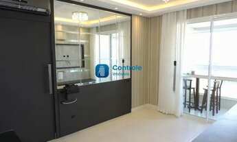 Imagem 7: LB/Apartamento Finamente Decorado, 02 Dormitórios (sendo 1 suíte), Semi-Mobiliado e Varand