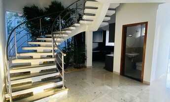 Imagem 2: Casa de condomínio sobrado para venda tem 400 metros quadrados com 4 quartos