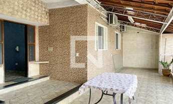 Imagem 5: Casa para Aluguel - Quitaúna, 3 Quartos, 150 m2