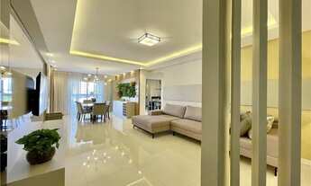 Imagem 2: Charmoso apartamento com mobília planejada e excelente localização em Indaial/SC