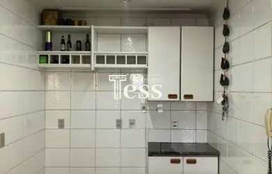 Imagem 7: ALUGA - Apartamento amplo com sacada de 3 dormitórios 1 vaga elevador portaria bairro Vila