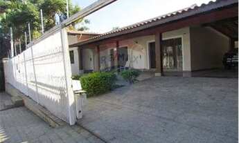 Imagem 2: RP4 Casa com 4 quartos, sendo 4 suítes, com 4 vagas de garagem para alugar, 700 m² por R