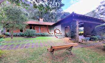 Imagem 3: Belíssima Casa linear, com 4 quartos, dentro de Condomínio em Itaipava, com acesso direto