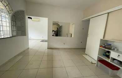 Imagem 4: Prox Veneza Parque 10, alugo cass pra moradia ou ponto comercial, piscina e área gourmet