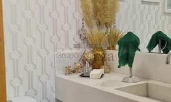 Imagem 3: Casa de condomínio para venda possui 250 metros quadrados com 4 quartos