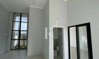 Imagem 16: Para você que busca ser exclusivo! Entre em contato e conheça essa casa de 3 quartos em lo