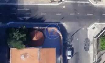 Imagem 2: CASA COMERCIAL DE ESQUINA EM CORREDOR DE ATIVIDADE