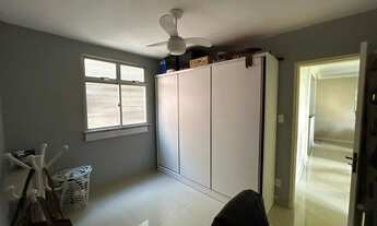 Imagem 6: Apartamento Reformado 59 m² 1º Andar Portaria Rua silenciosa. Nascente