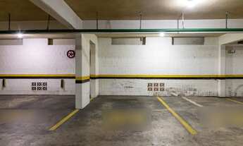 Imagem 3: 7 andar, suite, sacada e vaga livre, vista livre com sol!