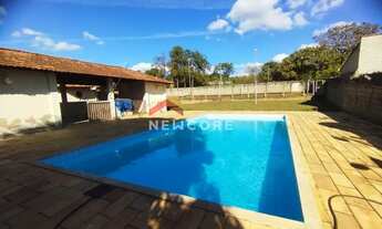 Imagem: Sítio em Rua Alameda Quaresmeira - Vila