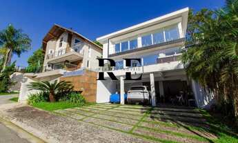 Imagem 4: Casa de Alto Padrão com 5 Suítes para Aluguel no João Paulo - Mobiliada, Vista e Exclusivi