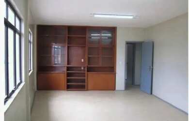 Imagem 2: Predio comercial na Av Osorio de Paiva parangaba