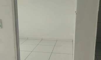 Imagem 6: Alugo 680,00 apto.com água e IPTU incluso, a dez minutos do centro