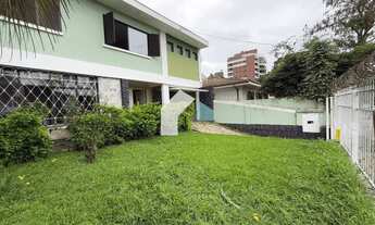 Imagem: Residência ampla com 5 dormitórios ao