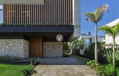 Imagem 3: Casa Beira-Mar no Condomínio Playa Vista, com Alto Padrão com Vista Permanente!