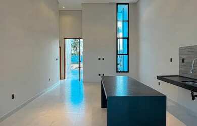 Imagem 6: P A D A N G B E A C H R E S I D E N C E