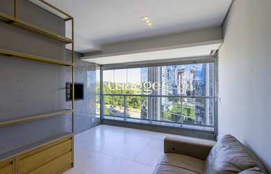 Imagem 2: Apartamento para alugar em Petrópolis com 2 quartos, 2 vagas e ótima localização