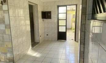 Imagem 3: Sobrado para Venda em Santos, Encruzilhada, 3 dormitórios, 2 banheiros, 2 vagas