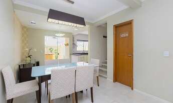 Imagem 2: Sobrado triplex à venda, 3 quartos, 5 vagas, 144m², Uberaba - Curitiba/Paraná