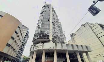 Imagem: Avenida Ernani do Amaral Peixoto, nº 207