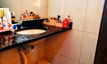 Imagem 3: Linda casa situada no Centro de Araruama, de frente para a Lagoa