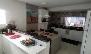 Imagem 5: CASA A VENDA NO CENTRO DE CAMBORIÚ COM EXCELENTE ÁREA DE LAZER