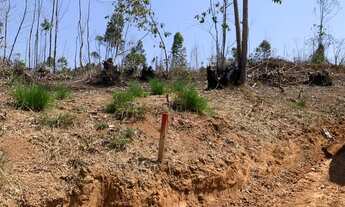 Imagem 2: Terreno com vista panorâmica