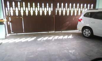 Imagem 2: Casa para venda a 300 metros da Praia com 2 quartos, 2 vagas, em Solemar - Praia Grande