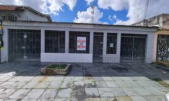 Imagem: Casa para venda com 4 quartos em Marambaia