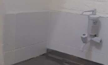 Imagem 5: Tijuca - apto Conjugado 1 quarto, cozinha pequena e banheiro R$ 550,00