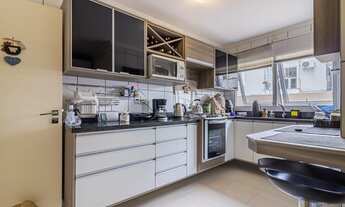 Imagem 5: Casa de condomínio para venda com 178 metros quadrados com 3 quartos em Hípica - Porto Ale