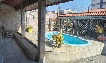 Imagem: IMOVEL COM 4 DORMITORIOS NO CENTRO DE PERUIBE