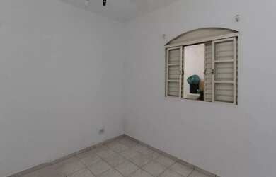 Imagem 7: Casa com 2 dormitórios e vaga de garagem para alugar, 120 m² por R$ 2.250/mês - (Zona Lest