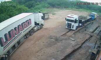 Imagem 4: Terreno na zona urbana de Santarém