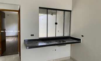 Imagem 4: Casa para Venda em Cambé, Jardim Espanha, 3 dormitórios, 1 suíte, 2 banheiros, 2 vagas