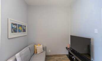 Imagem 5: LINDO CONJUGADO, REFORMADO, MOBILIADO VISTA LATERAL MAR , PRONTO PRA MORAREM COPACABANA