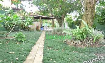 Imagem 3: Terreno de 500m² com piscina e quiosque com churrasqueira