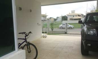 Imagem 2: Casa de condomínio para venda tem 270 metros quadrados com 2 quartos