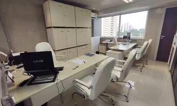 Imagem 6: Sala comercial com vista para o Cocó com 2 vagas