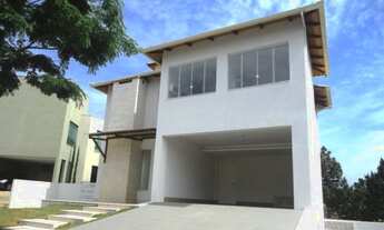 Imagem 4: Casa para venda tem 520 metros quadrados com 5 quartos