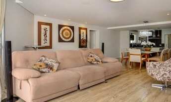 Imagem 2: Apartamento para venda tem 138 metros quadrados com 3 quartos em Centro - Curitiba - PR