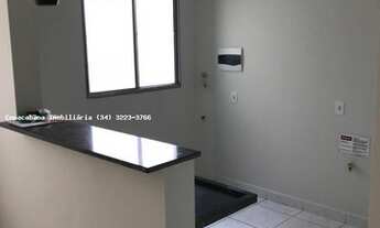 Imagem 3: Apartamento para Venda em Uberlândia, Chácaras Tubalina e Quartel, 2 dormitórios, 1 banhei