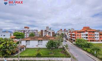 Imagem 2: Apartamento Triplex com 5 dormitórios