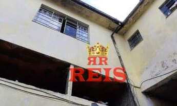 Imagem 3: Um salão com 2 sobrado