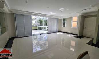 Imagem 2: Vila Romana, casa com 475m², 7 vagas, 4 suítes, piscina, reformada